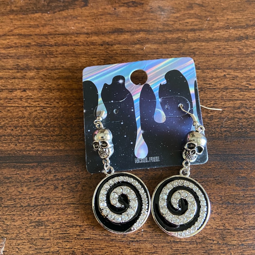 Skull Swirl Dangle Drop Earrings